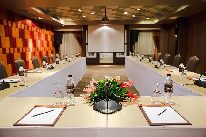 Phòng họp với phong cách sang trọng