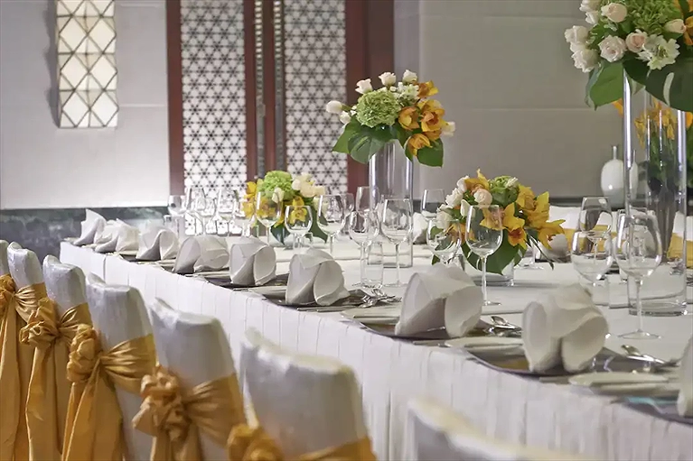 Các sự kiện được chuẩn bị chỉnh chu