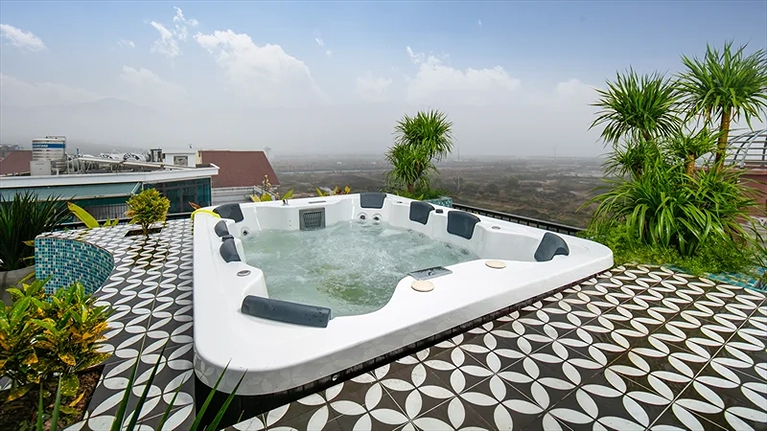 Hồ Jacuzzi