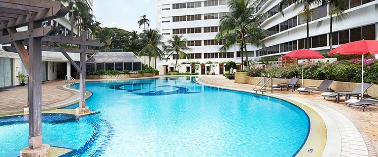 Trải nghiệm hồ bơi rộng lớn