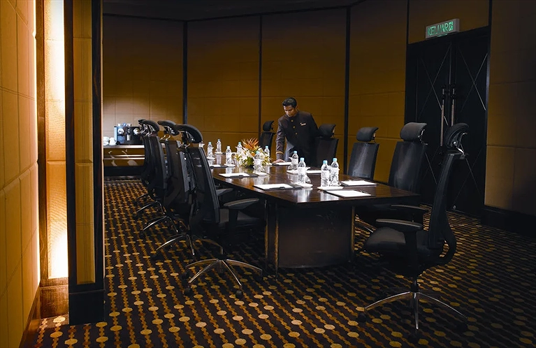 Phòng hội được bày trí tinh tế