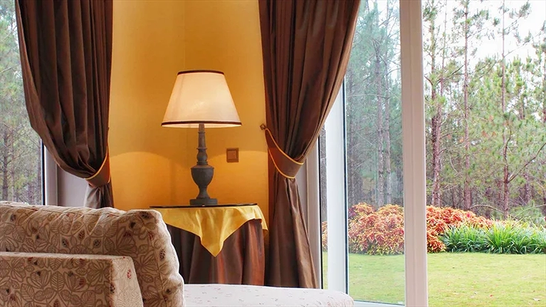 Azalea Villa - Studio Villa 2 Bedrooms