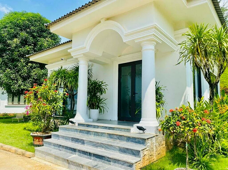 Lakeside Villa One Bedroom