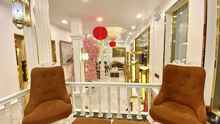 Sảnh Lễ Tân - nơi làm thủ tục check in/ check out