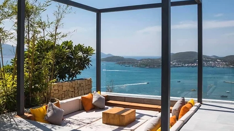 Breeze Villa 4 Bedrooms