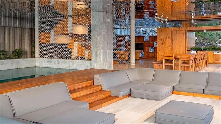 Sky Villa 7 Bedrooms