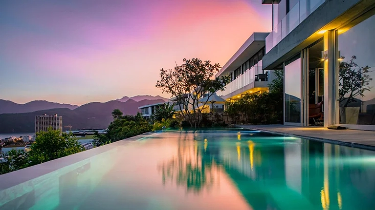 Breeze Villa 4 Bedrooms