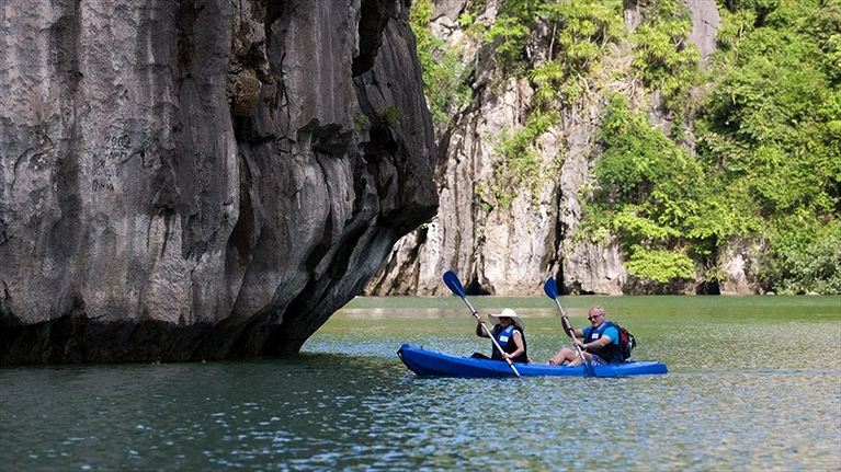 Chèo thuyền Kayak