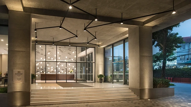 Lối vào Khu căn hộ Somerset West Point Hà Nội