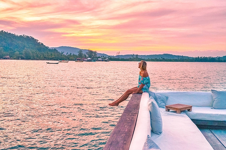 Góc check-in đón hoàng hôn trên biển cực đẹp