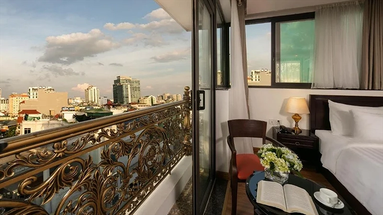 Hướng nhìn ra thủ đô từ phòng nghỉ