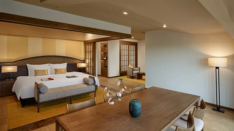 Hạng phòng Sakura Suite