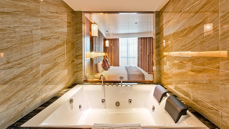 Phòng tắm sang trọng và đầy đủ tiện nghi