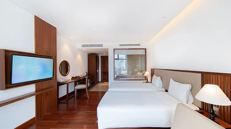 Hạng phòng Premier City View