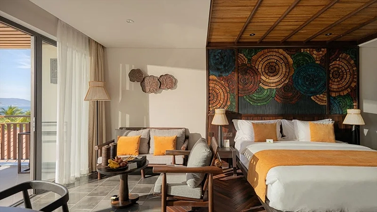 Phòng Deluxe Room Ocean view khu Khách sạn mới