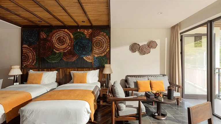 Phòng Deluxe Room Garden/Moutain view khu Khách sạn mới