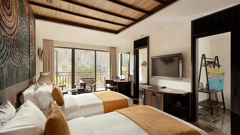 Phòng Deluxe Room Garden/Moutain view khu Khách sạn mới