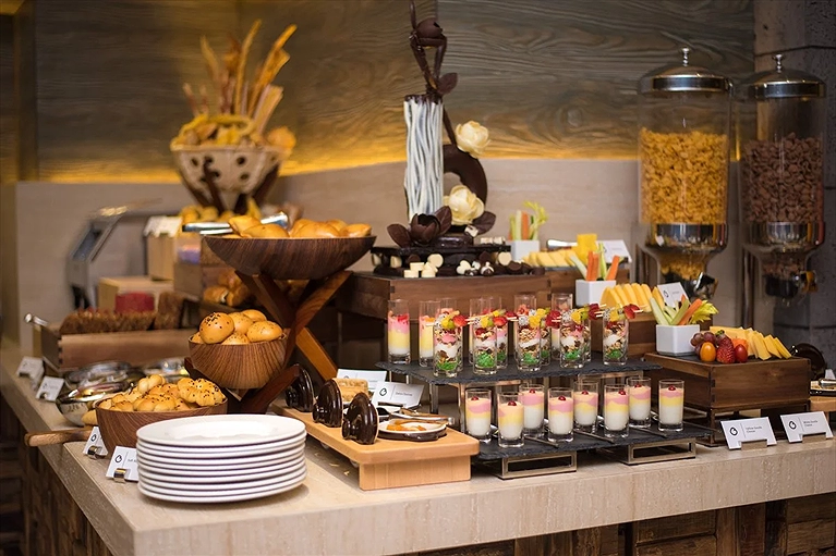 Không gian bày trí Buffer sáng