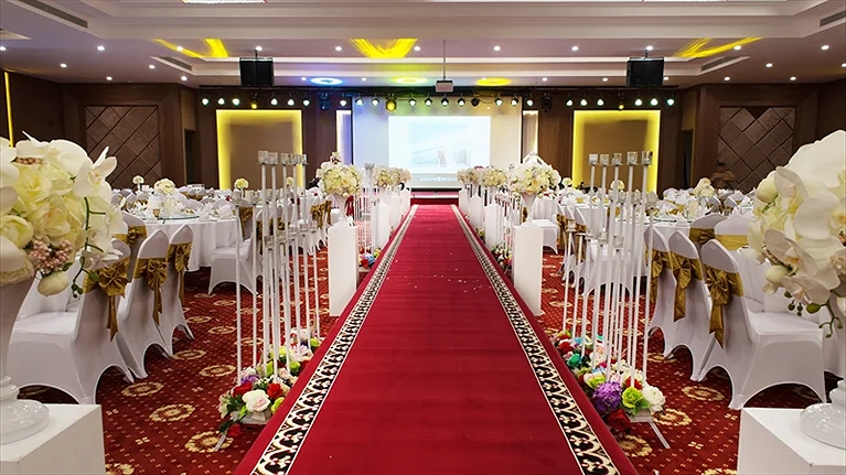 Nhà hàng tổ chức tiệc