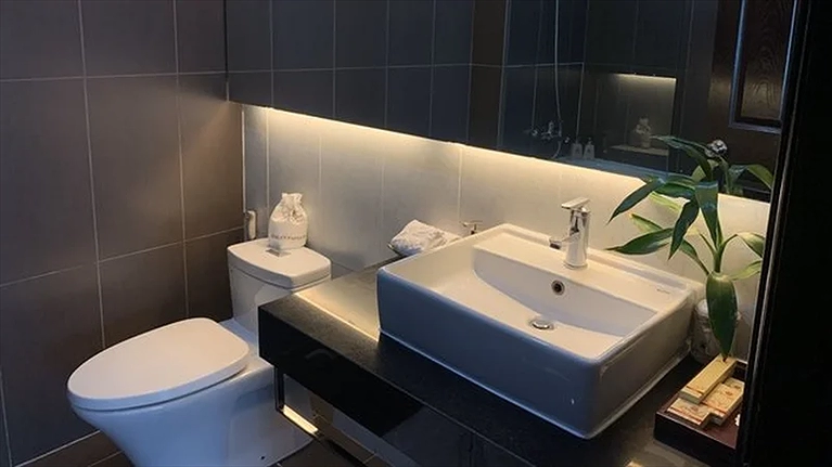 Phòng tắm hiện đại và đầy đủ tiện nghi