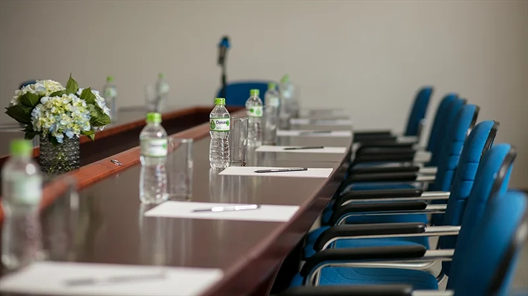 Phòng họp trang bị đầy đủ