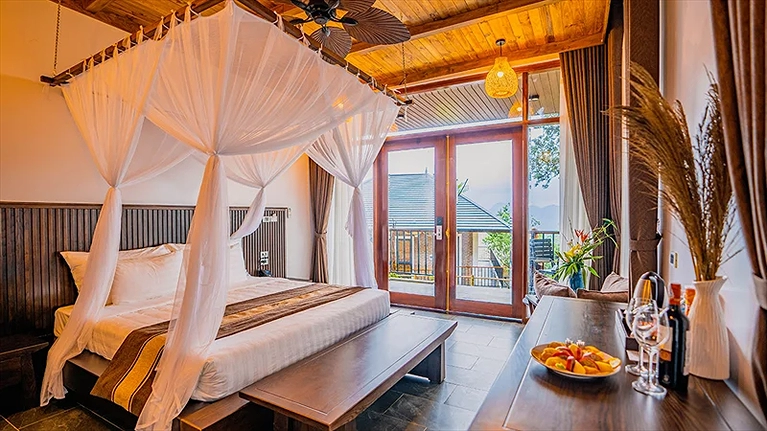 Deluxe Bungalow Mountain View