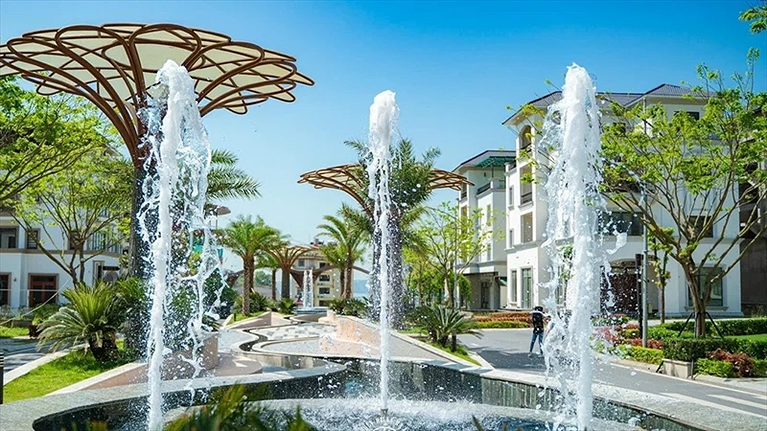 Bên ngoài D'Lioro Hotel & Resort Hạ LongH