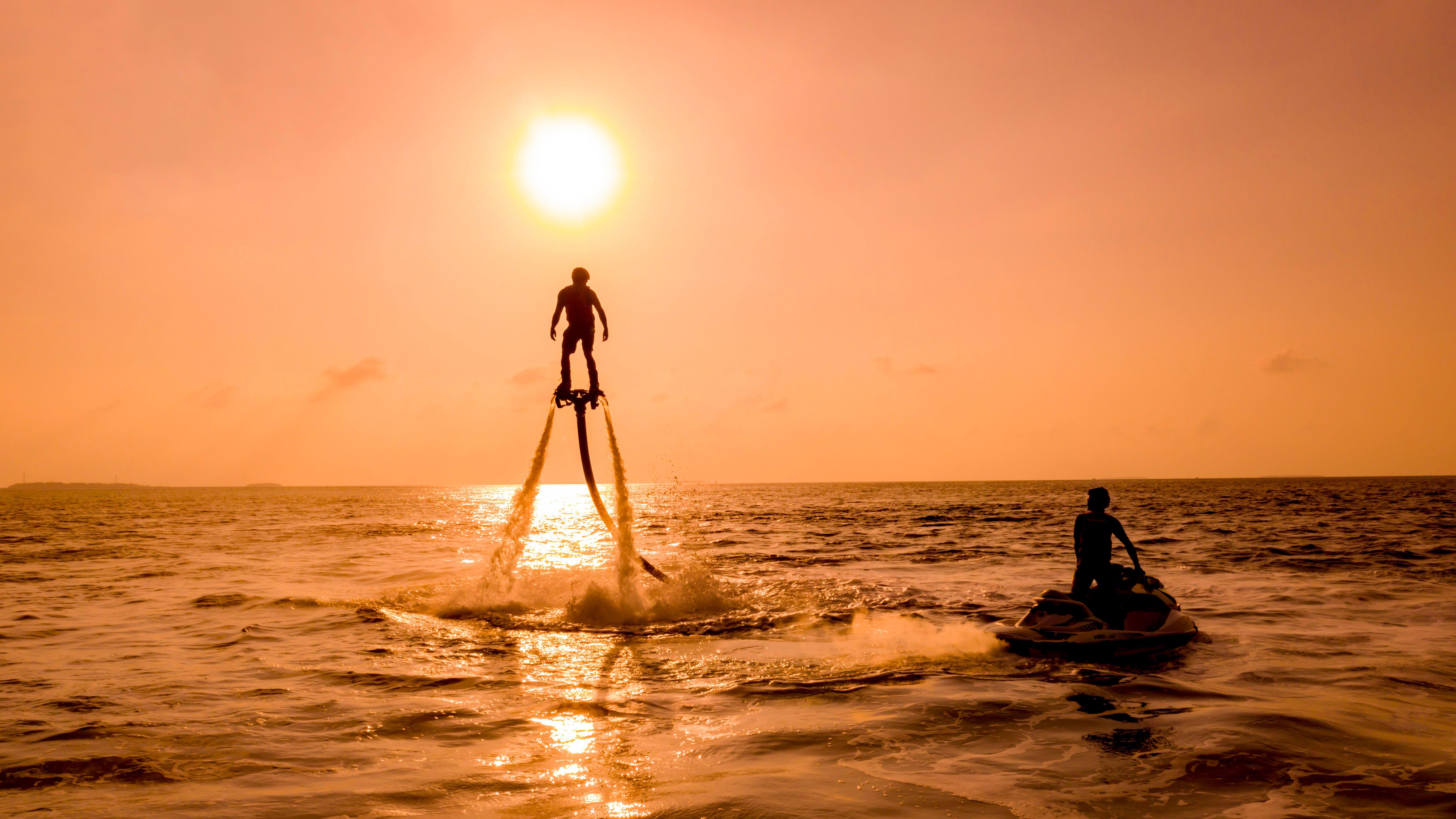 Thỏa sức trải nghiệm các môn thể thao dưới nước