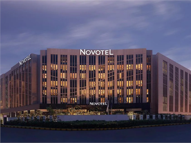 Khách sạn Novotel New Delhi Aerocity