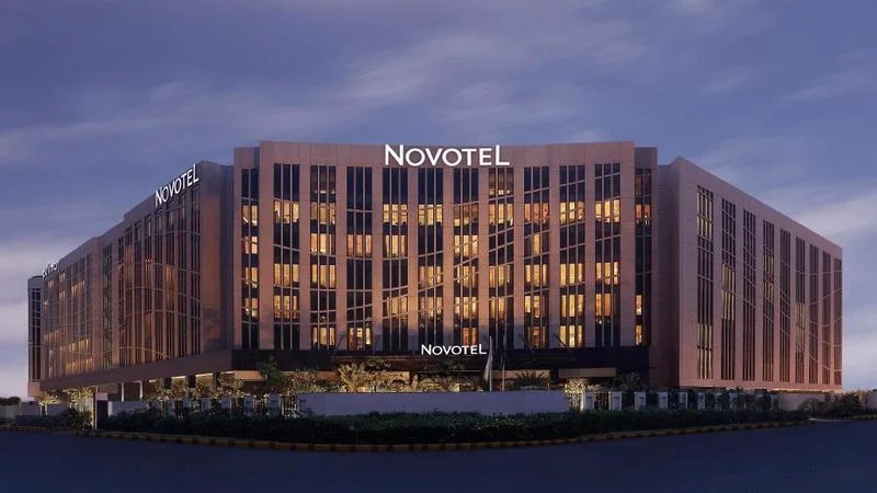 Toàn cảnh khách sạn Novotel New Delhi Aerocity