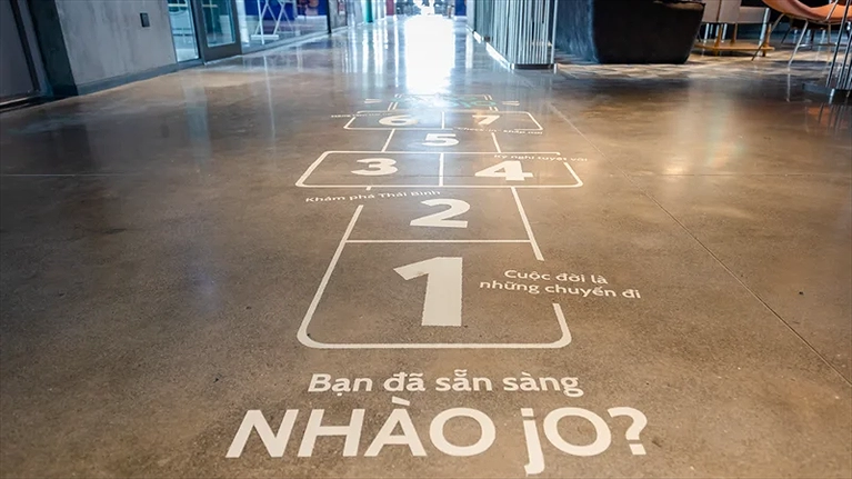 Mặt sàn tại khách sạn được thiết kế đôc đáo