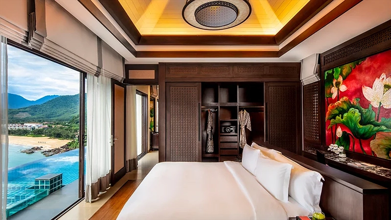 Phòng ngủ trang bị giường cỡ King rộng rãi