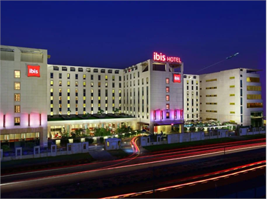 Khách sạn ibis New Delhi Aerocity