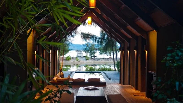 Không gian phòng khách chung để kết nối 2 phòng ngủ