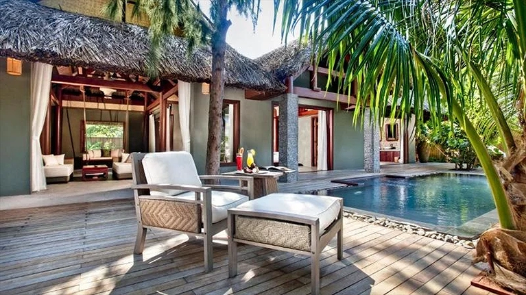 Khu vực hồ bơi riêng