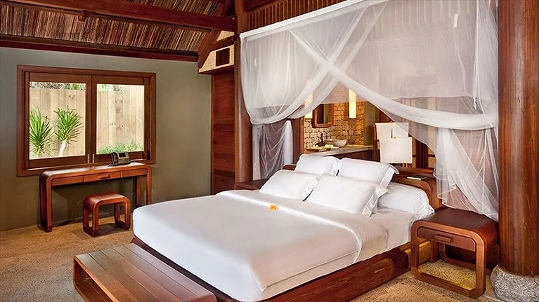 Grand Lagoon Pool Villa 2 BRs được trang bị 2 phòng ngủ riêng biệt với giường đôi