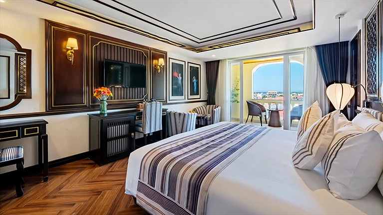 Deluxe Garden with Balcony