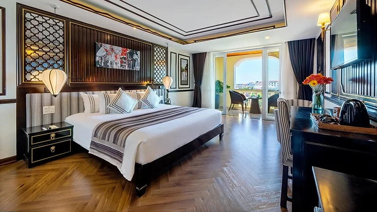 Premium Deluxe Palm View with Balcony