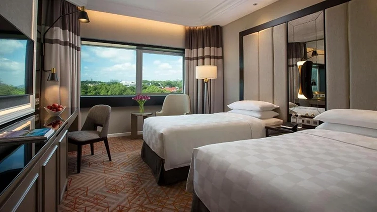 Không gian phòng rộng rãi, thoải mái