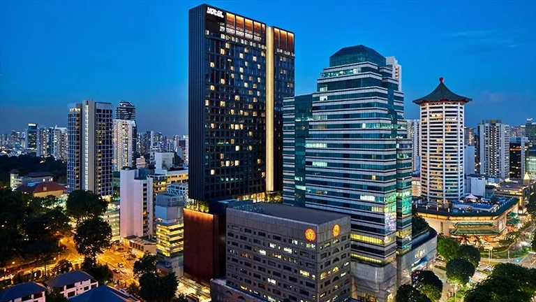 Toàn cảnh khách sạn YOTEL Singapore Orchard Road