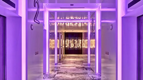 Sảnh chờ thang máy