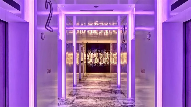 Sảnh chờ thang máy