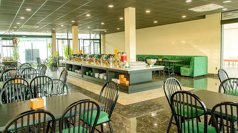 Nhà hàng ở Pérolas Villas Resort