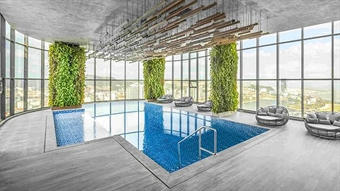 Bể bơi trong nhà