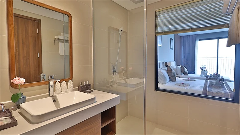 Deluxe Sea View Twin