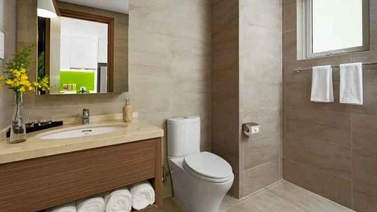 Toilet phòng One-Bedroom Twin