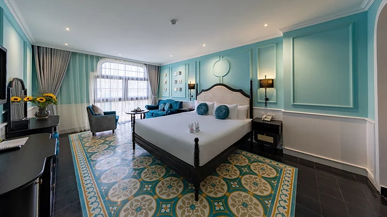 Two Bedroom Apartment with City View