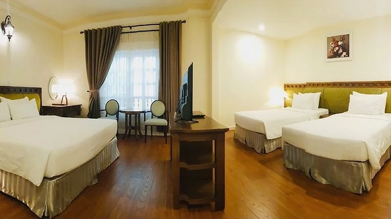 Superior Family Room