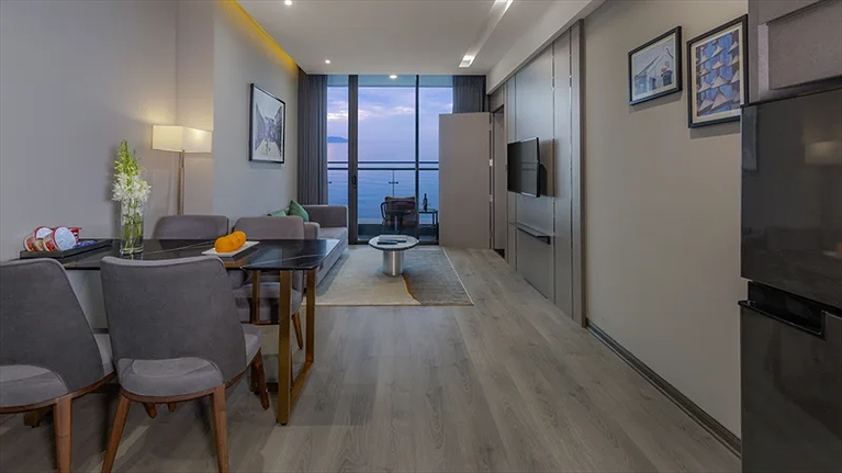 01 Bedroom Residences Oceanfront