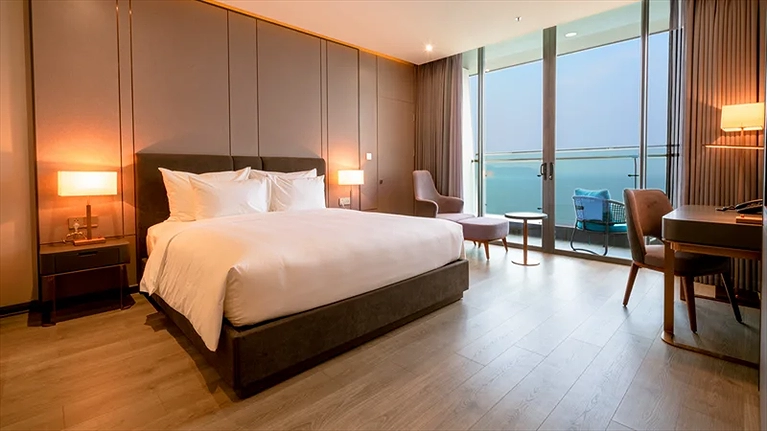 01 Bedroom Residences Oceanfront